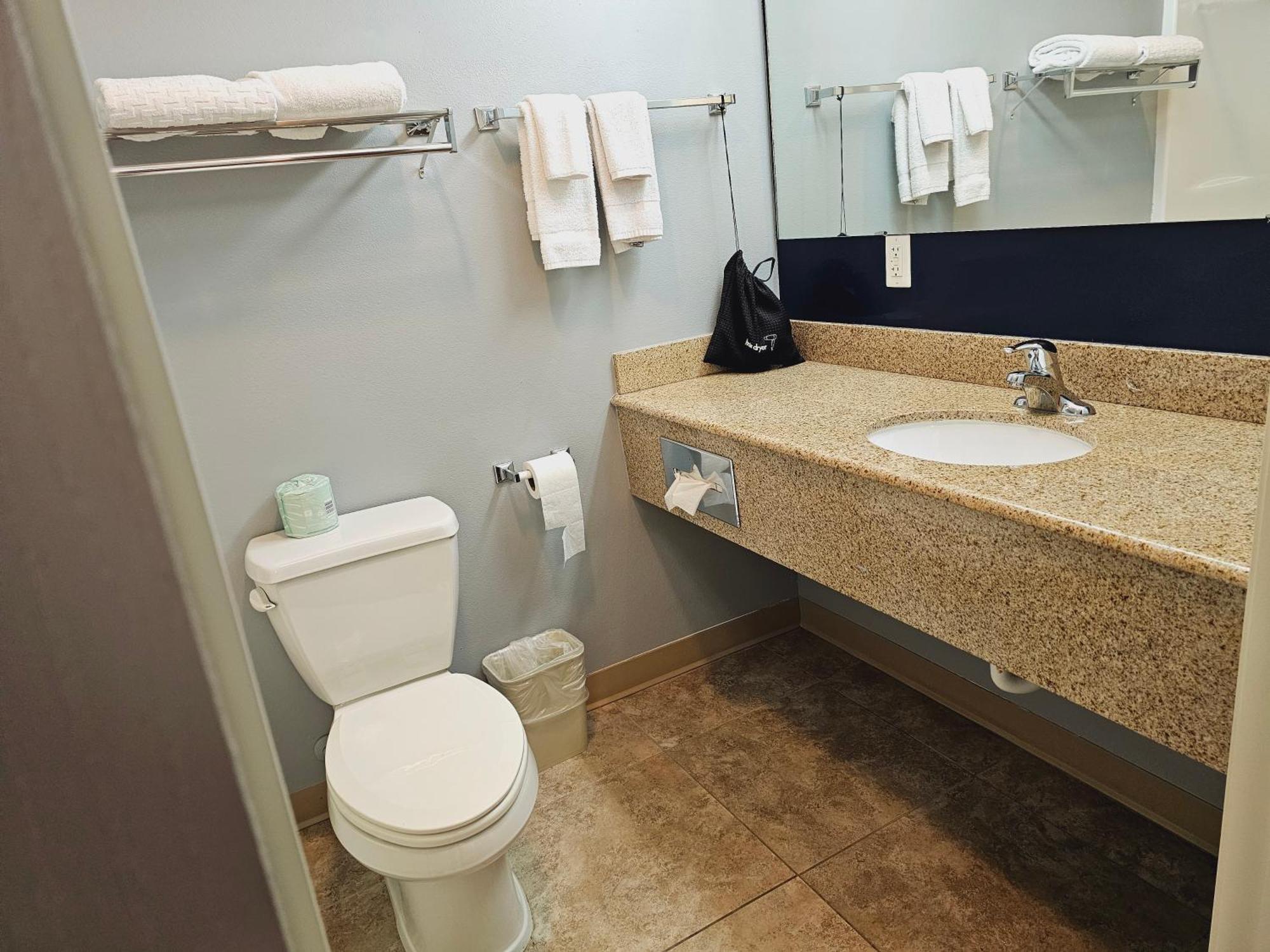 Hotel Executive & Extended -