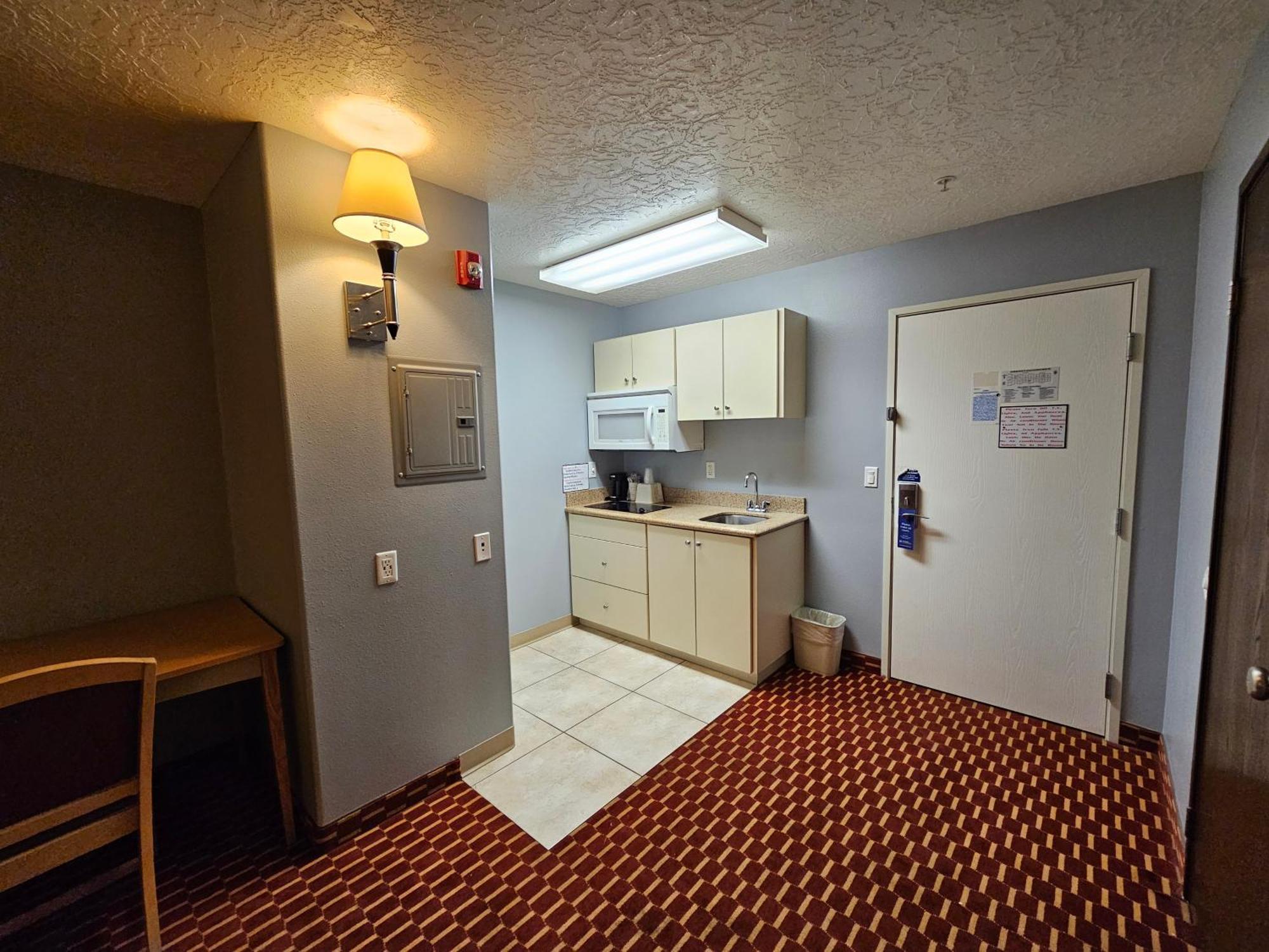 Executive & Extended - Hotel